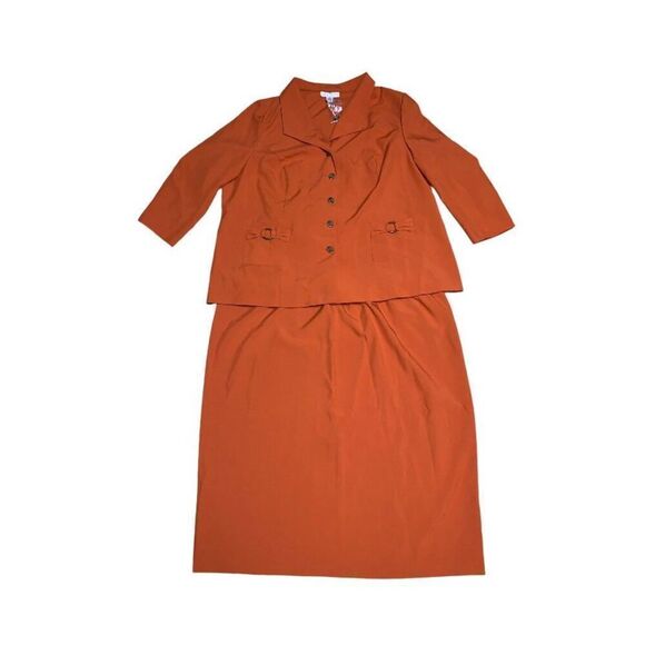 Allison Woods 2 Piece Suit - Picture 1 of 5